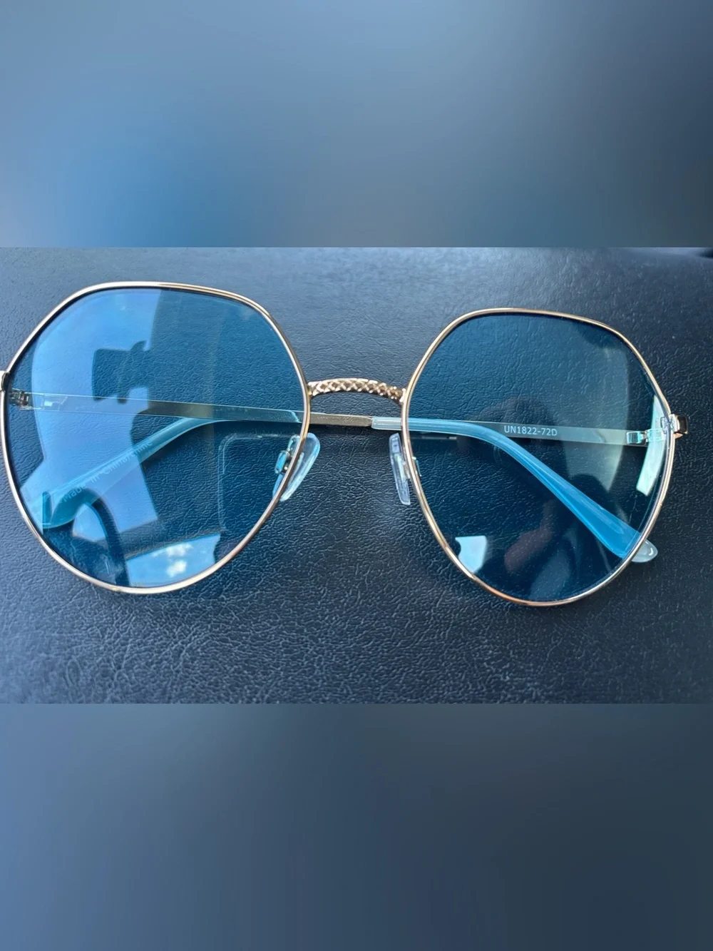 Free People Misty Classic Round Sunglasses in Gold & Cornflower